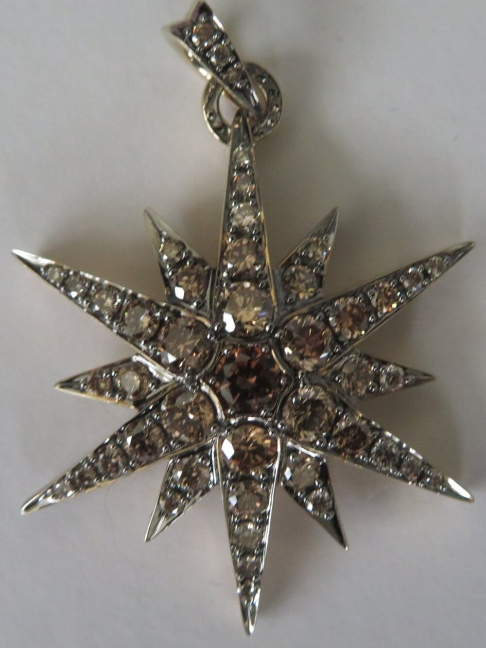 H. Stern 18K Gold Diamond LARGE Star Pendant 3.25ct With Long Chain Necklace